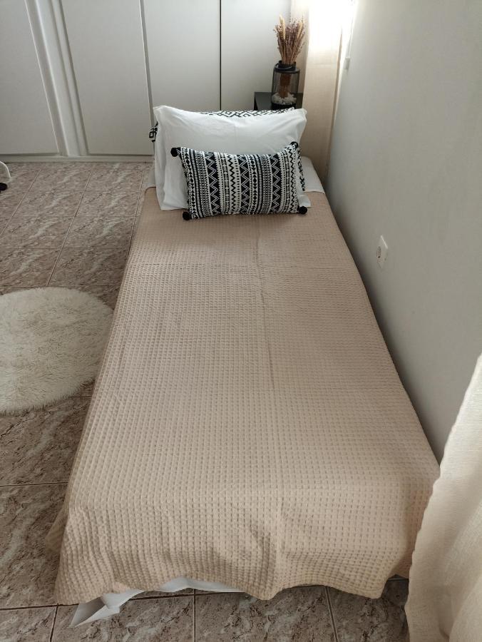 Beach Apartment Edem First Floor Perivolos  Extérieur photo