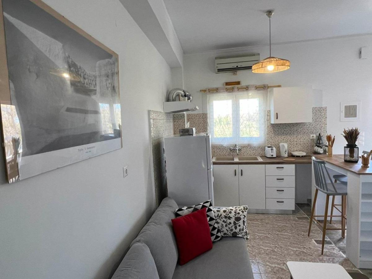 Beach Apartment Edem First Floor Perivolos  Extérieur photo